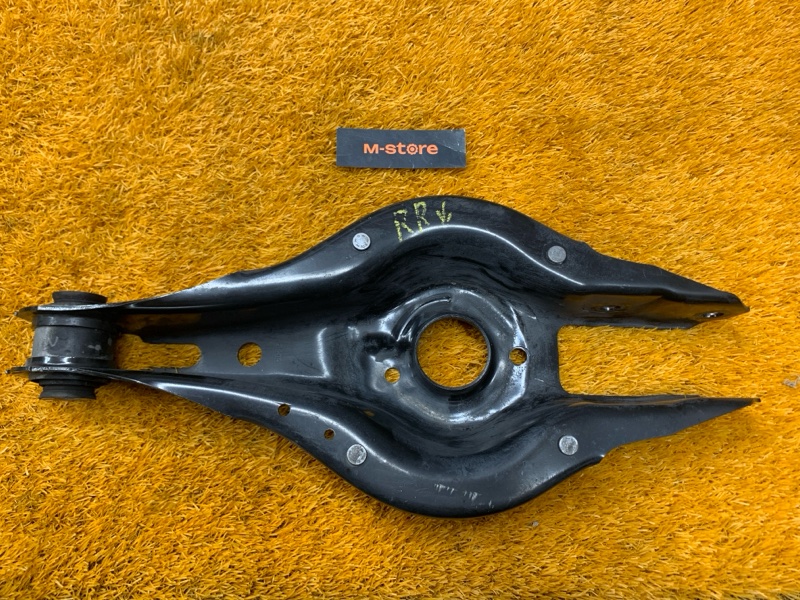 Рычаг подвески нижний, 1400 рублей, Красноярск