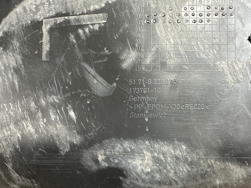 подкрылок, 800 рублей, Красноярск