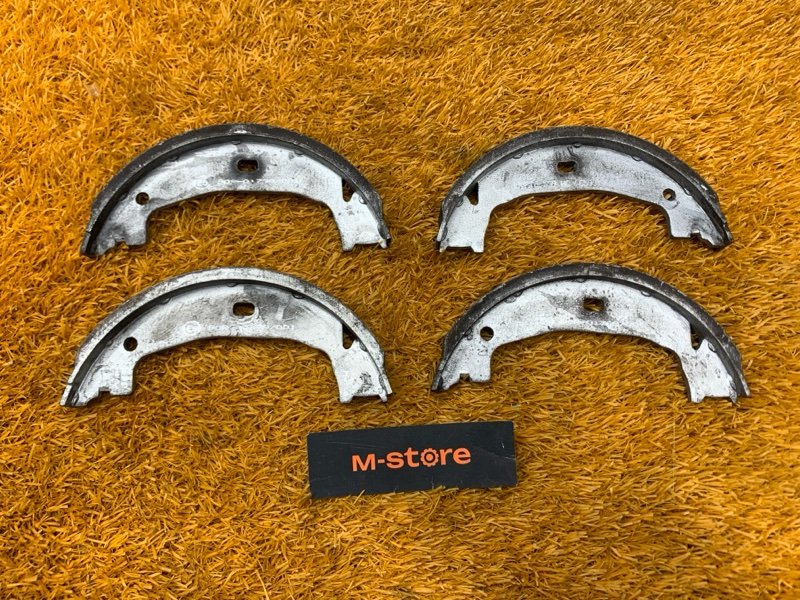 Колодки ручника, 500 рублей, Красноярск