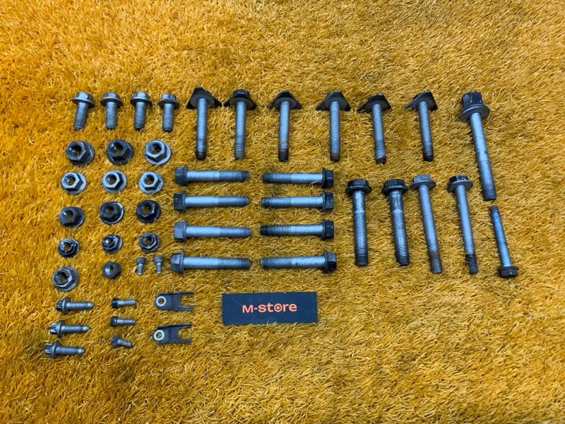 Болты и гайки задней подвески, 800 рублей, Красноярск