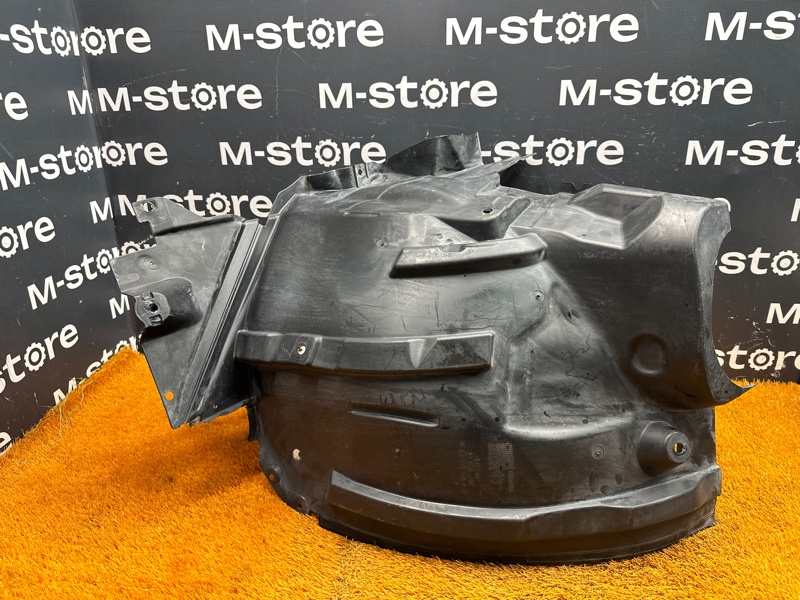 подкрылок, 2700 рублей, Красноярск