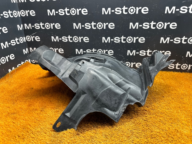 подкрылок, 2700 рублей, Красноярск