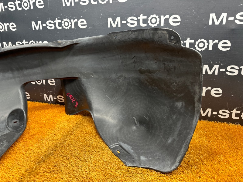 подкрылок, 8500 рублей, Красноярск