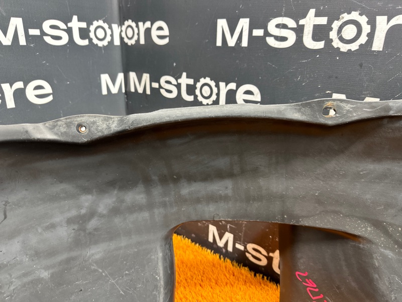 подкрылок, 8500 рублей, Красноярск