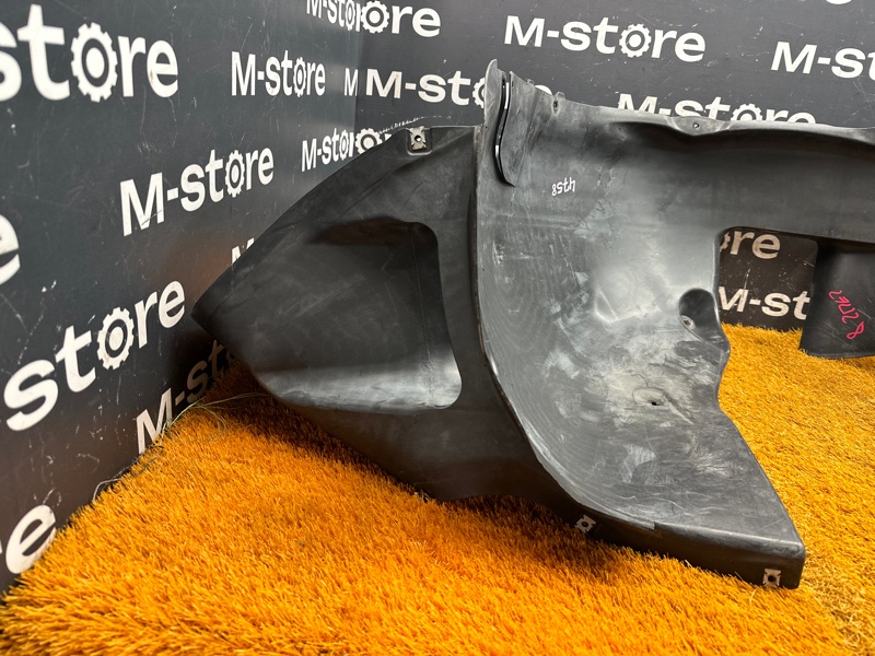 подкрылок, 8500 рублей, Красноярск