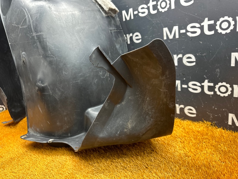 подкрылок, 8500 рублей, Красноярск