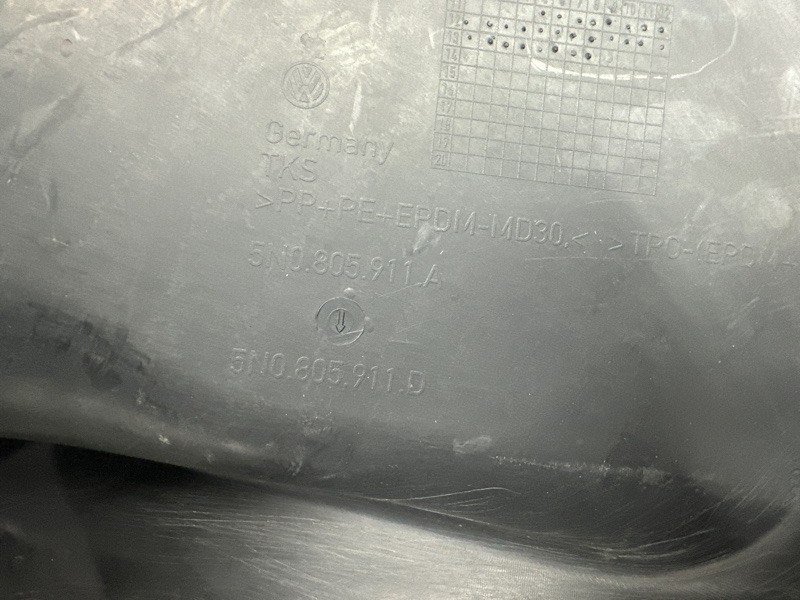 подкрылок, 8500 рублей, Красноярск