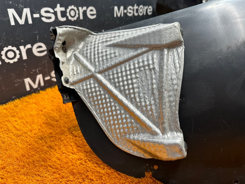 подкрылок, 1000 рублей, Красноярск