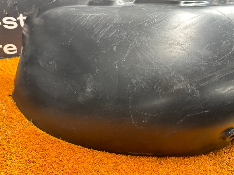 подкрылок, 1000 рублей, Красноярск