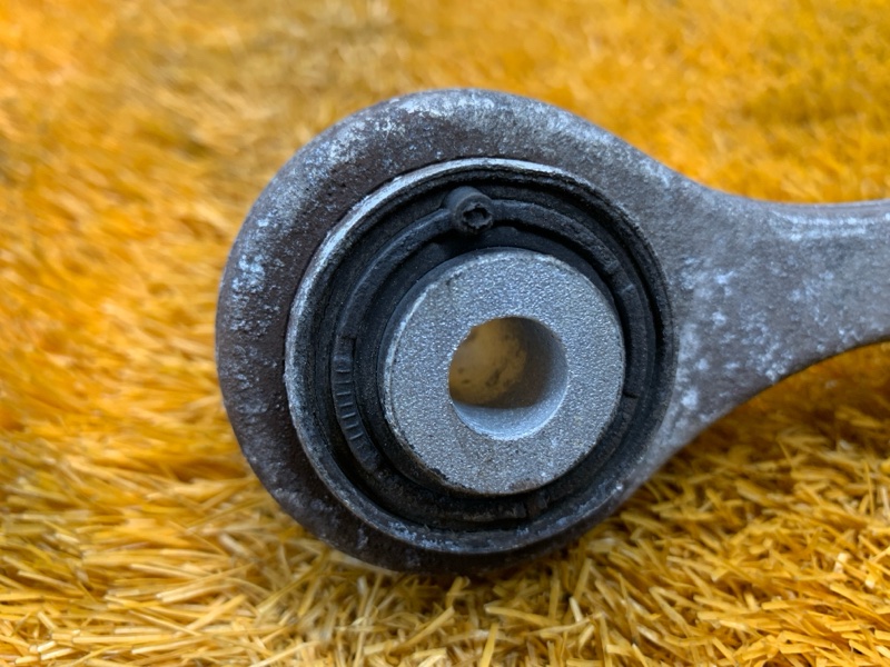 Рычаг подвески верхний, 500 рублей, Красноярск