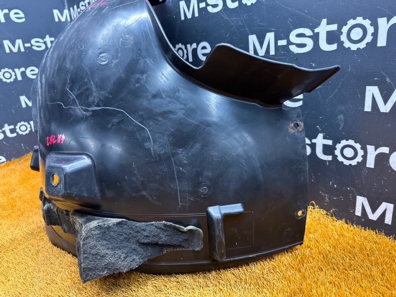 подкрылок, 800 рублей, Красноярск