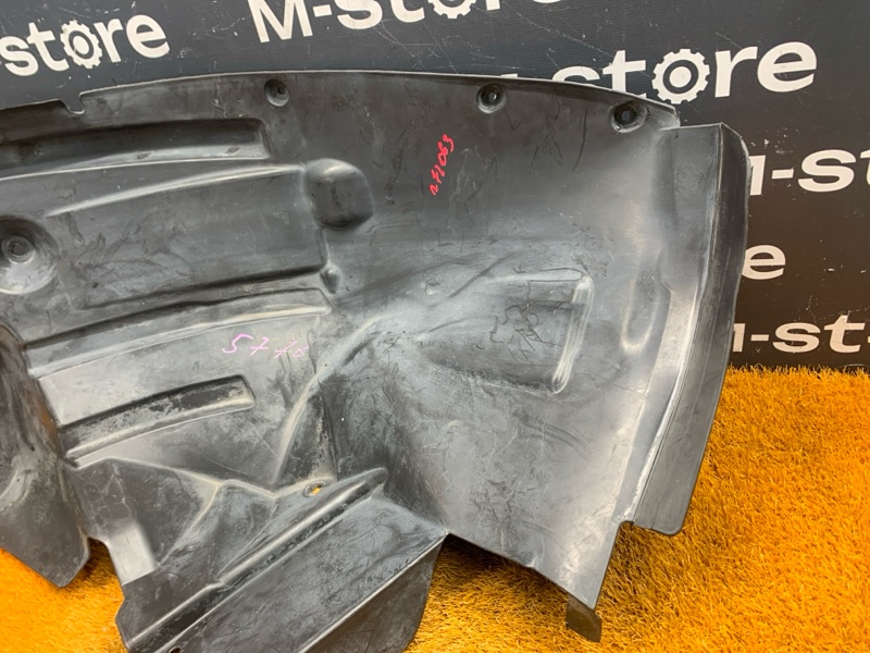 подкрылок, 5000 рублей, Красноярск