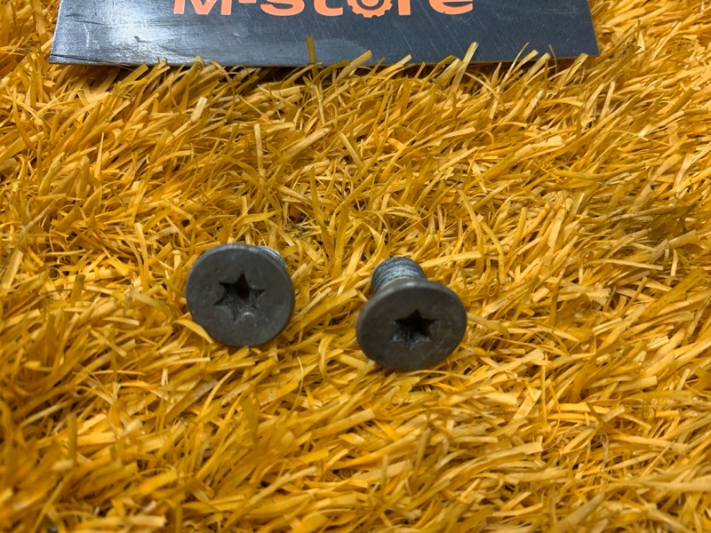 Болт тормозного диска, 100 рублей, Красноярск