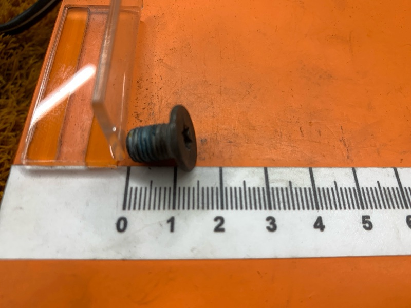 Болт тормозного диска, 100 рублей, Красноярск