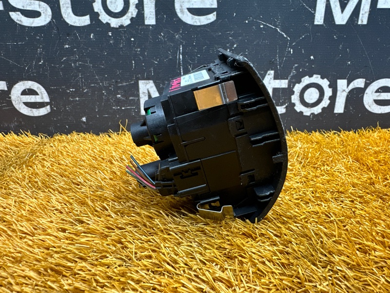 Переключатель света фар, 2000 рублей, Красноярск