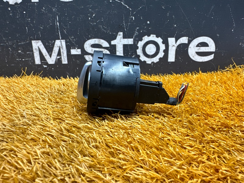 Переключатель света фар, 2000 рублей, Красноярск