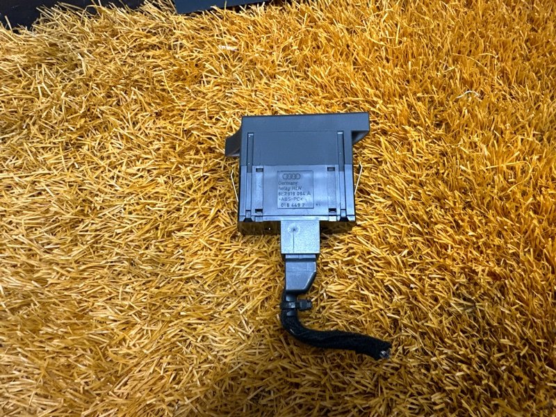 Кнопка корректора фар, 300 рублей, Красноярск