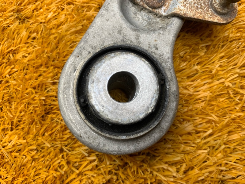 Рычаг подвески верхний, 2000 рублей, Красноярск