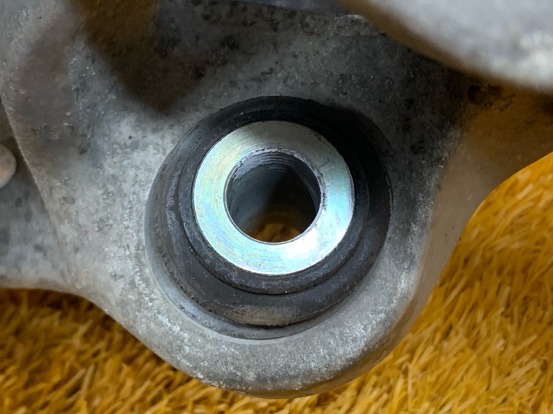 кулак поворотный, 1500 рублей, Красноярск