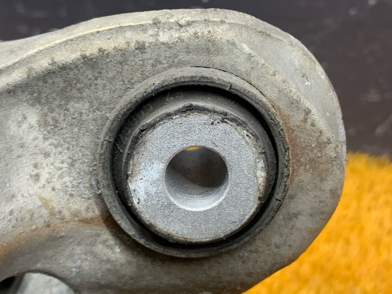 кулак поворотный, 1500 рублей, Красноярск