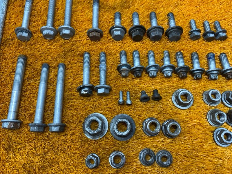 Болты и гайки задней подвески, 950 рублей, Красноярск