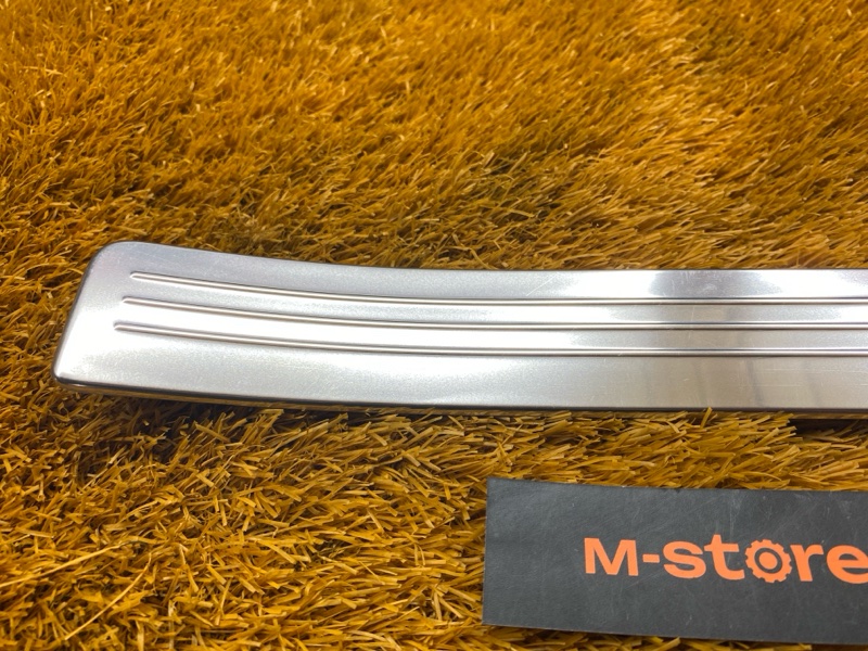 Накладка на порог салона, 500 рублей, Красноярск