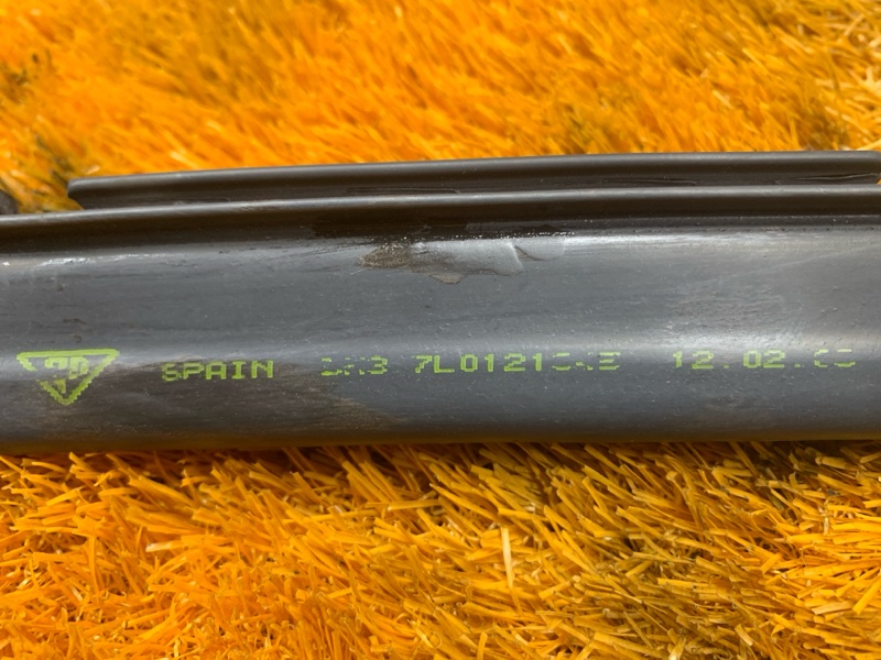 Уплотнитель капота, 500 рублей, Красноярск