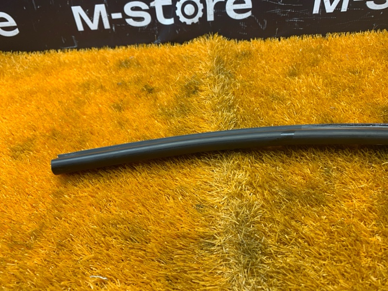 Уплотнитель капота, 500 рублей, Красноярск