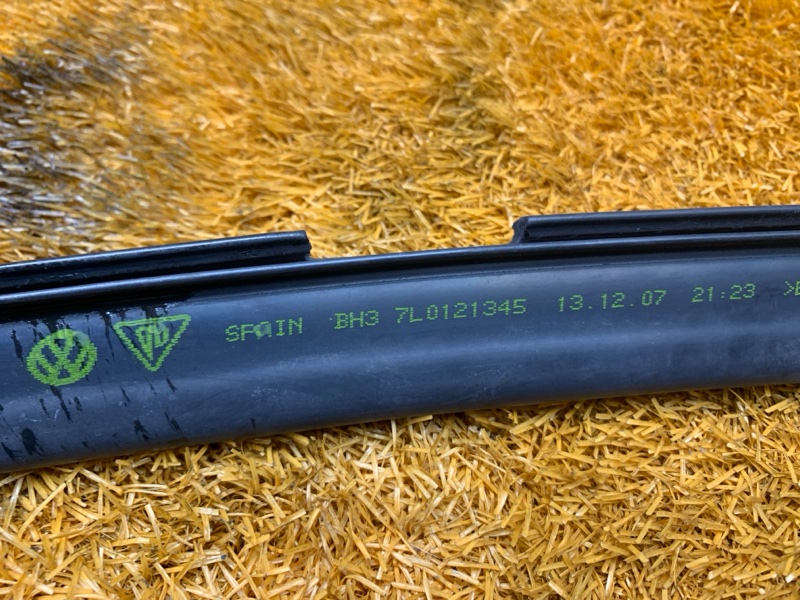 Уплотнитель капота, 500 рублей, Красноярск