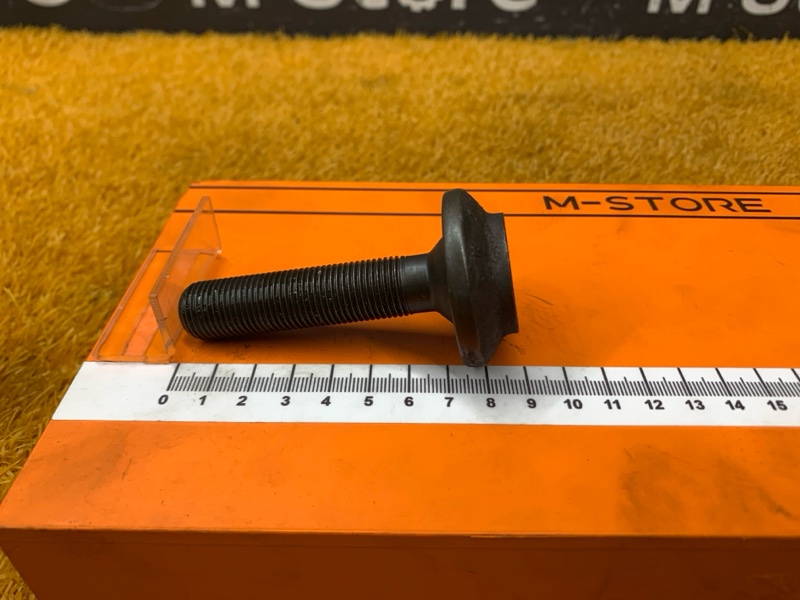 Болт привода, 200 рублей, Красноярск