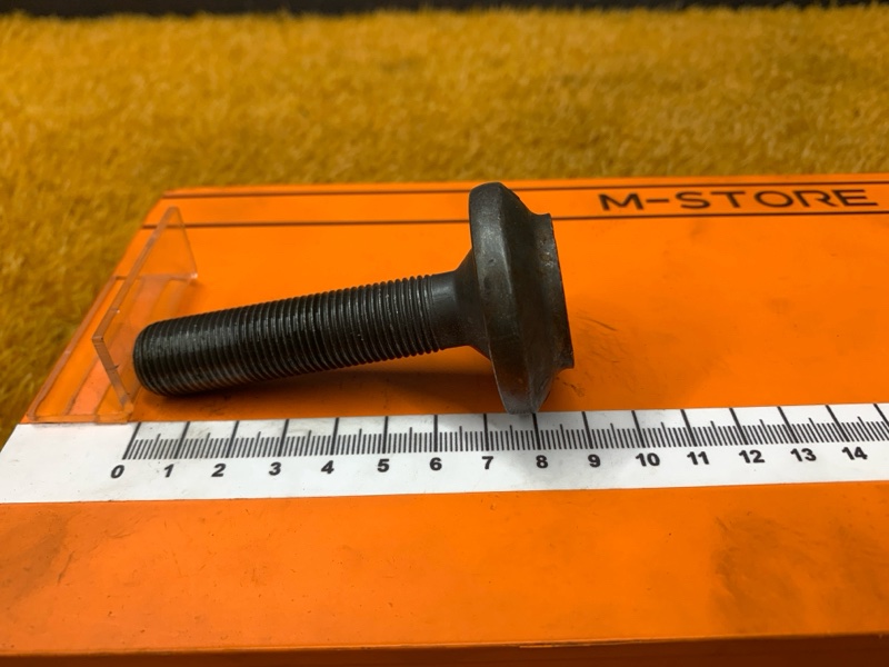 Болт привода, 200 рублей, Красноярск