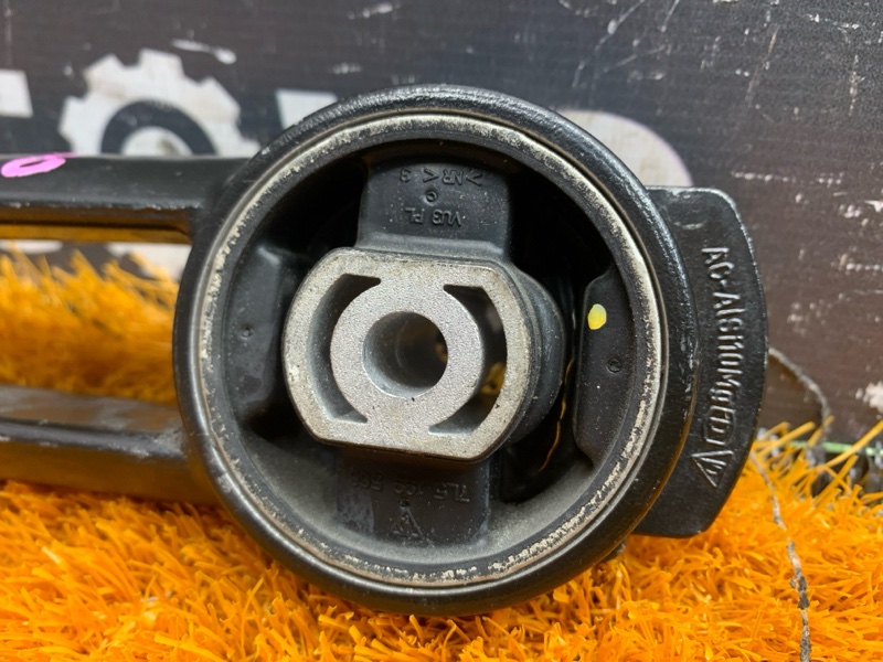 подушка двигателя, 2000 рублей, Красноярск