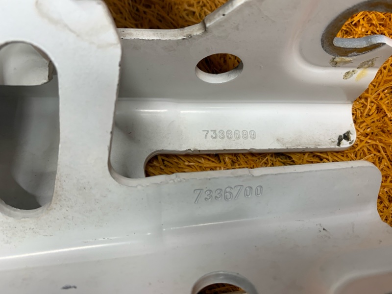 петля капота, 2000 рублей, Красноярск