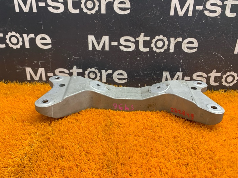 Кронштейн КПП, 1000 рублей, Красноярск