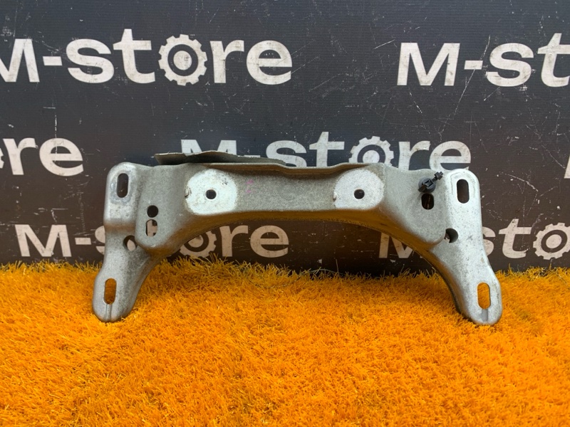 Кронштейн КПП, 1000 рублей, Красноярск