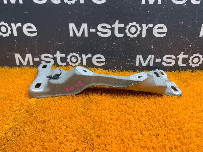 Кронштейн КПП, 1000 рублей, Красноярск