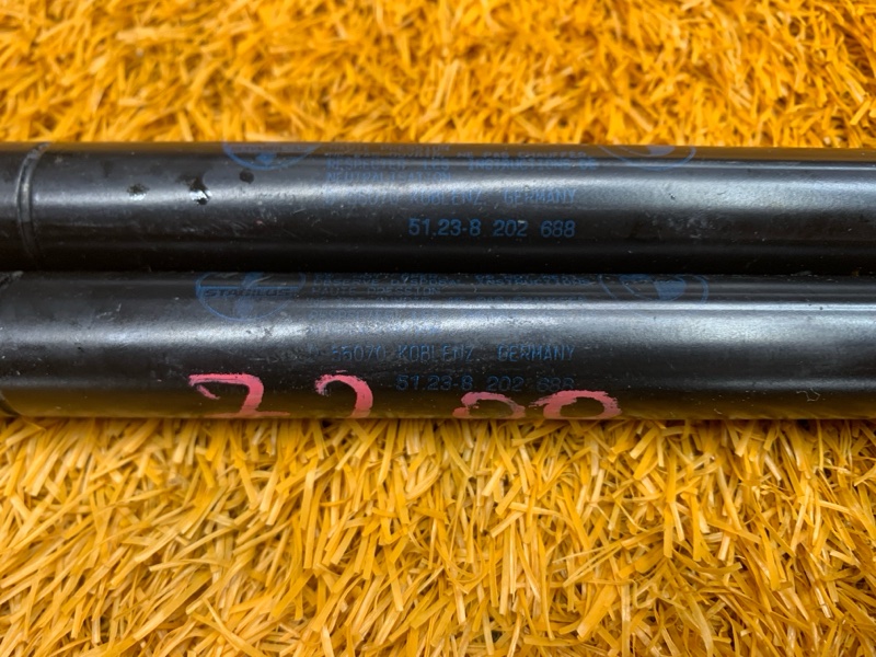 амортизатор капота, 1000 рублей, Красноярск