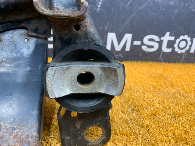 Балка поперечная (подрамник), 7500 рублей, Красноярск