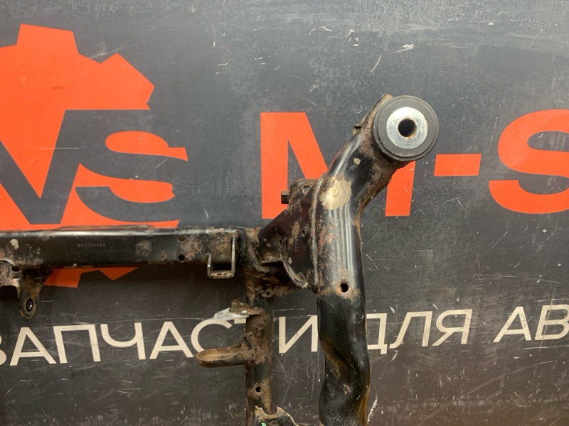 Балка поперечная (подрамник), 7500 рублей, Красноярск