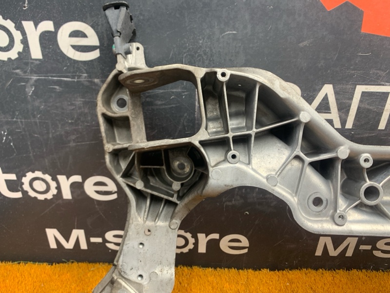 Балка поперечная (подрамник), 2500 рублей, Красноярск