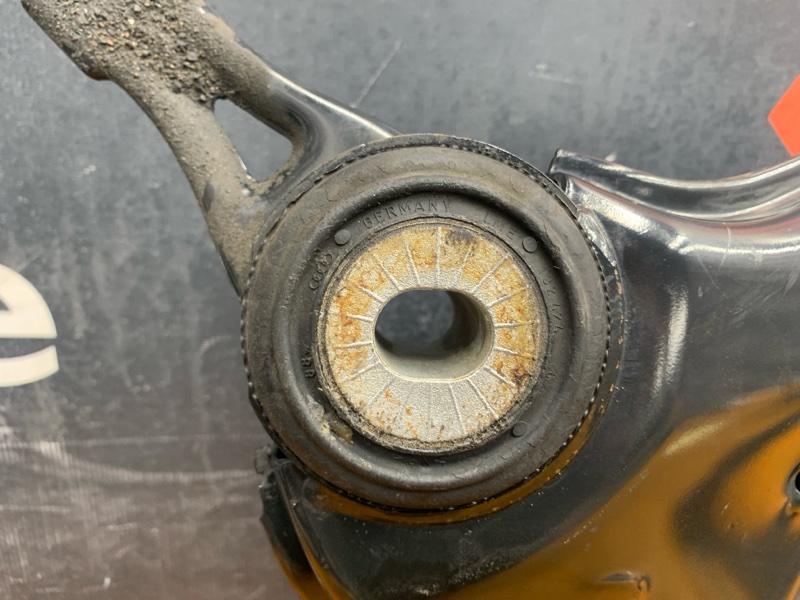 Балка поперечная (подрамник), 8000 рублей, Красноярск