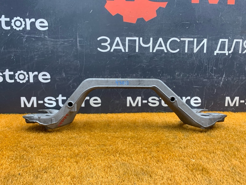 Кронштейн подушки двигателя, 900 рублей, Красноярск