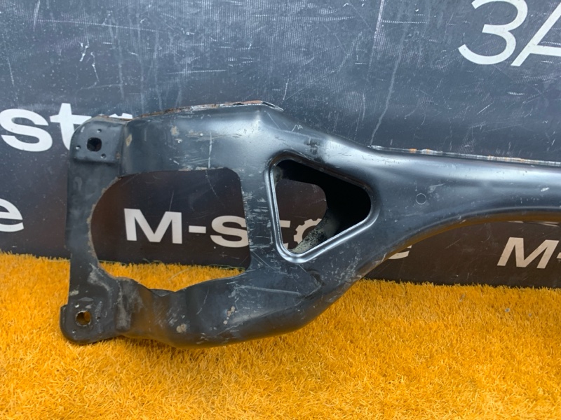 Балка поперечная (подрамник), 300 рублей, Красноярск