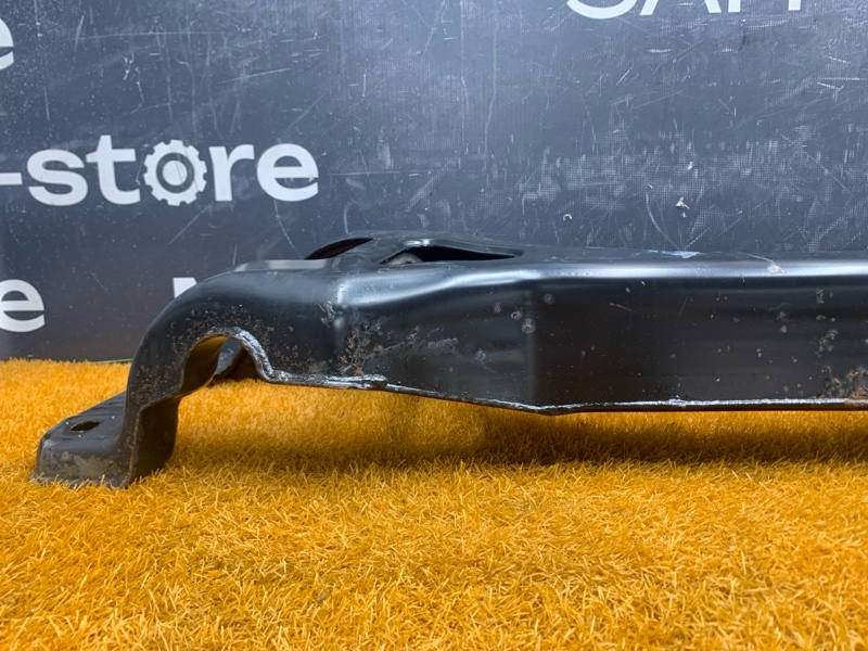 Балка поперечная (подрамник), 300 рублей, Красноярск