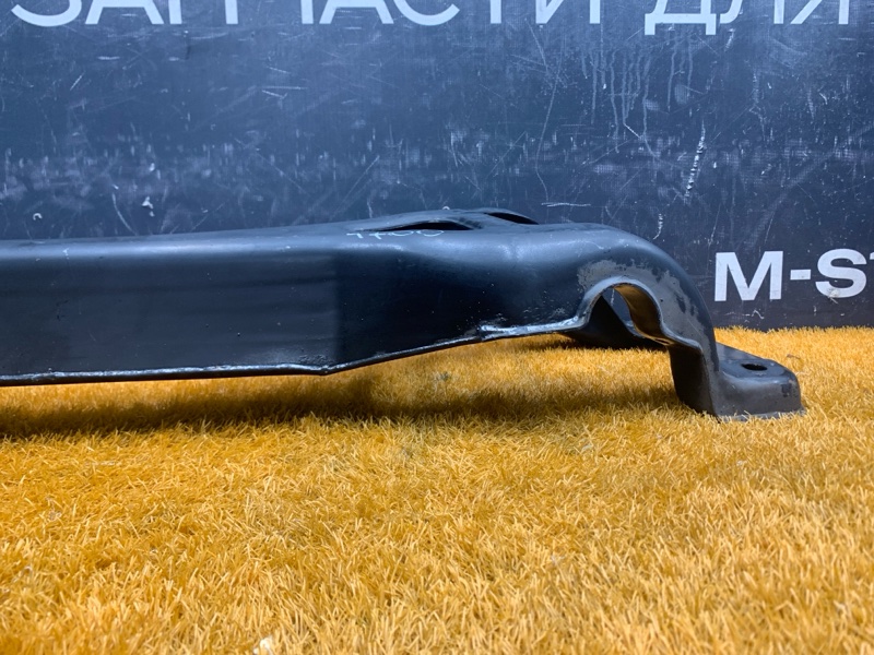 Балка поперечная (подрамник), 300 рублей, Красноярск