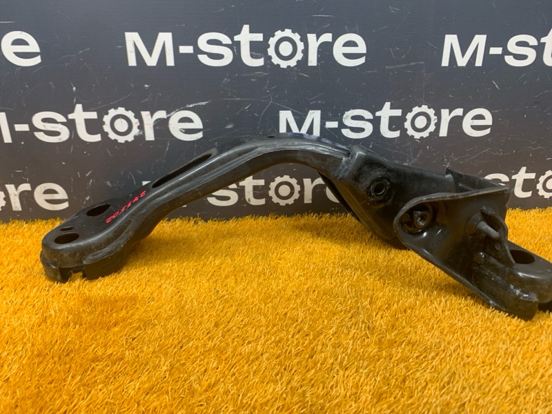 Кронштейн КПП, 500 рублей, Красноярск