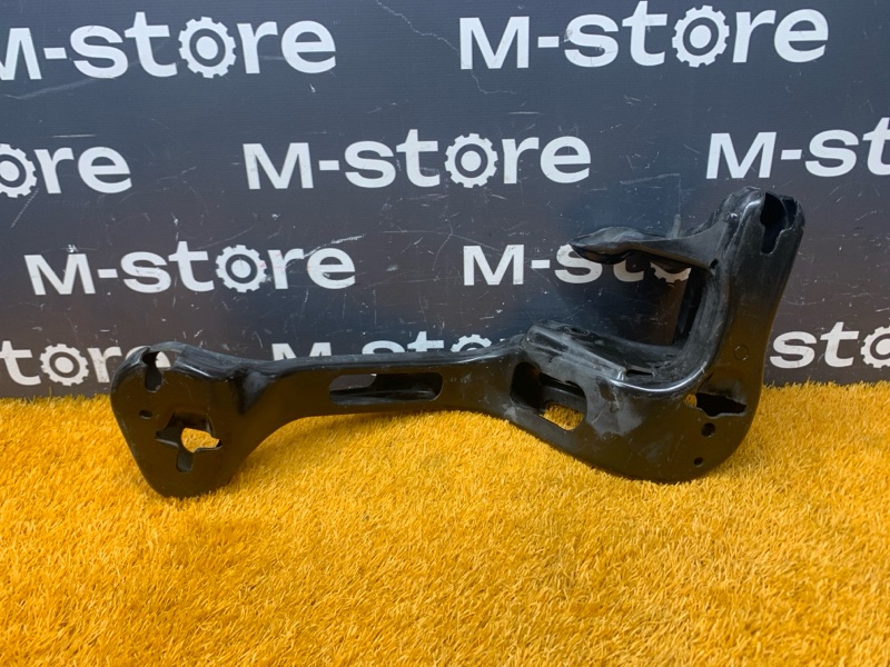 Кронштейн КПП, 500 рублей, Красноярск