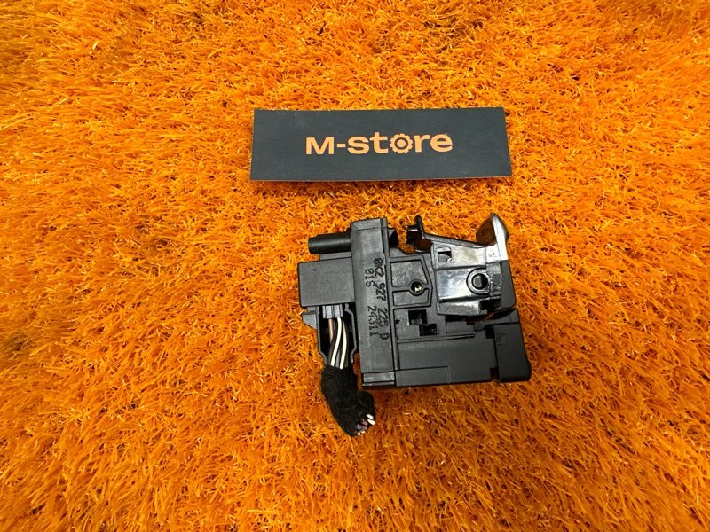 Кнопка стояночного тормоза, 500 рублей, Красноярск