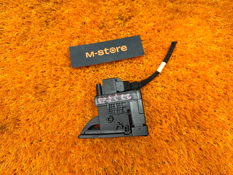 выключатель камеры заднего вида, 500 рублей, Красноярск