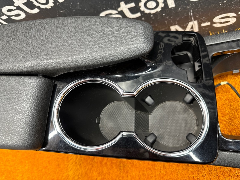 подлокотник, 12000 рублей, Красноярск